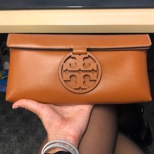 Tory Burch Bags - Tory Burch Accessories Cuoio Miller Clutch Tory Burch Bags - Tory Burch Accessories Cuoio Miller Clutch